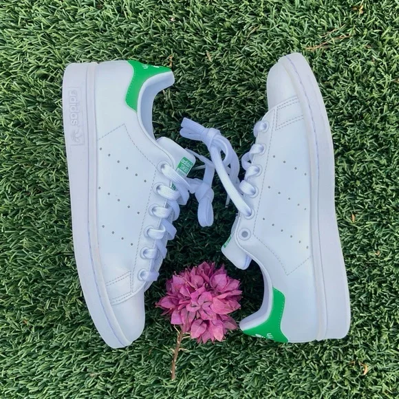 Adidas Stan Smith Leather Sneakers ⭐️ LIKE NEW - Picture 7 of 12